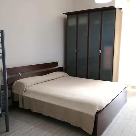 彩虹住宿加早餐酒店 3*