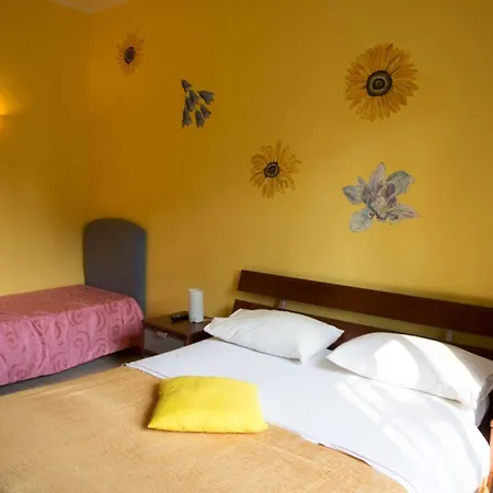 Bed and Breakfast Rainbow *