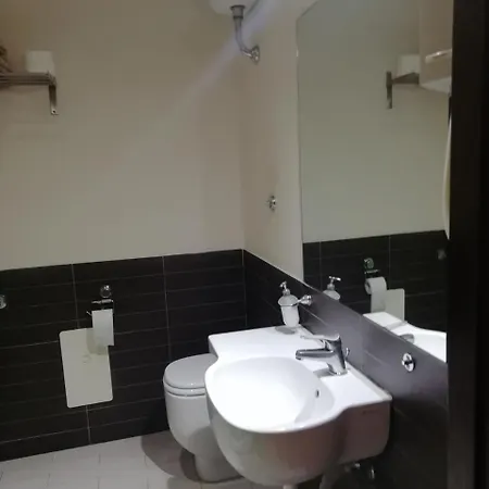 Rainbow Bed and Breakfast Νάπολη