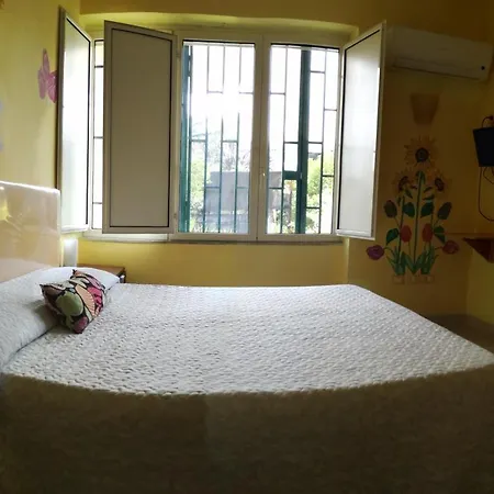 Rainbow Bed & Breakfast 4*