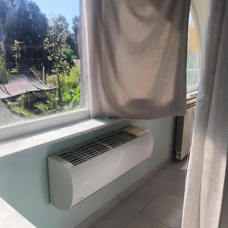 彩虹住宿加早餐酒店 4*