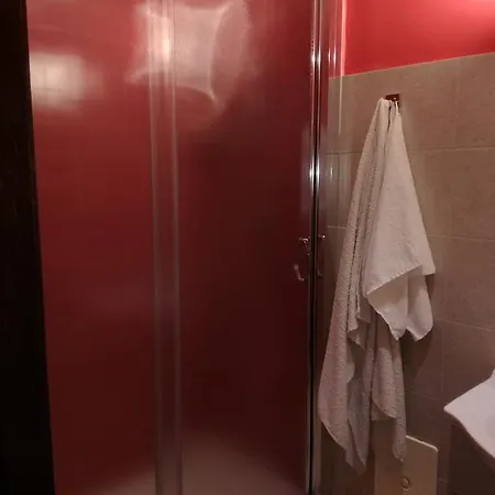 Rainbow Nocleg ze śniadaniem