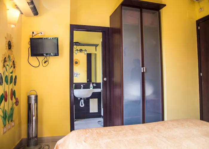 Rainbow Bed & Breakfast 4*